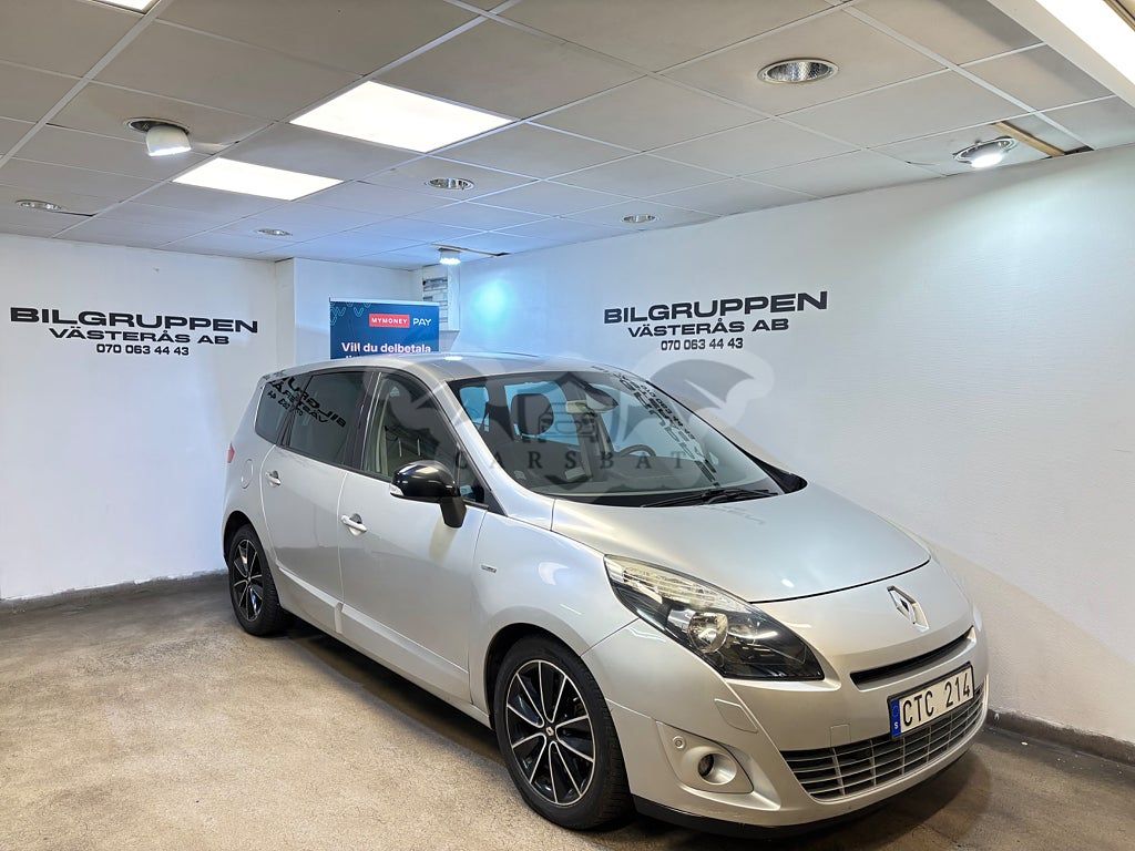 Renault Grand Scenic 2012