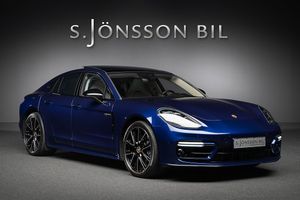 Porsche Panamera 2021