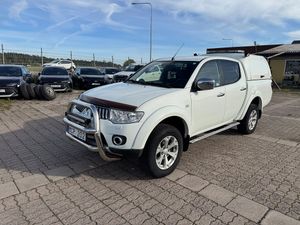 Mitsubishi L200 2012