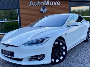 Tesla Model S 2016