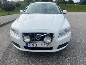 Volvo V70 2011