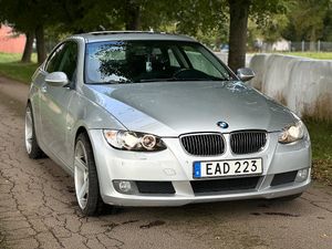 BMW 3 Series 325 2009