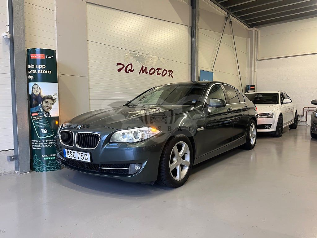 BMW 5 Series 520 2011