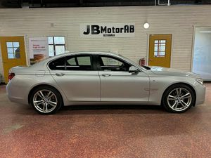 BMW 7 Series 730 2015