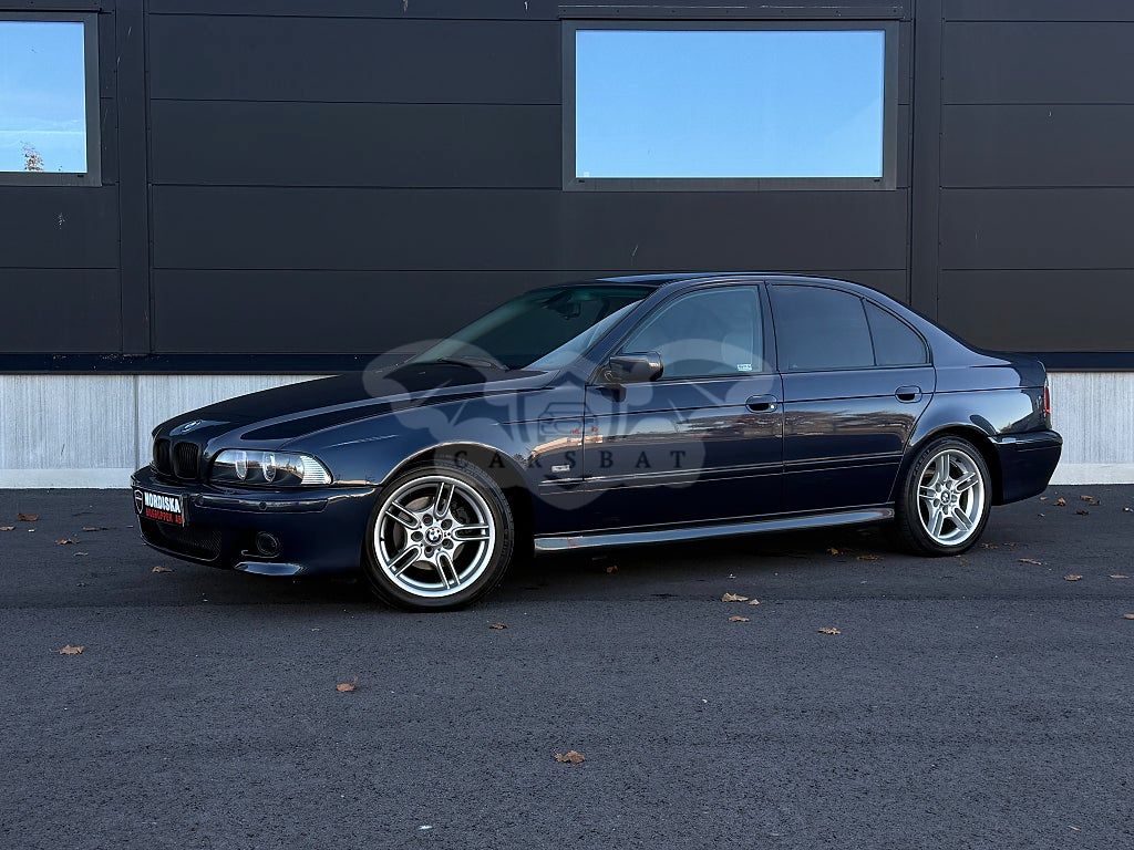 BMW 5 Series 520 2003