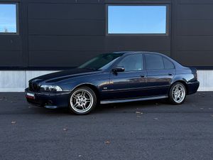 BMW 5 Series 520 2003