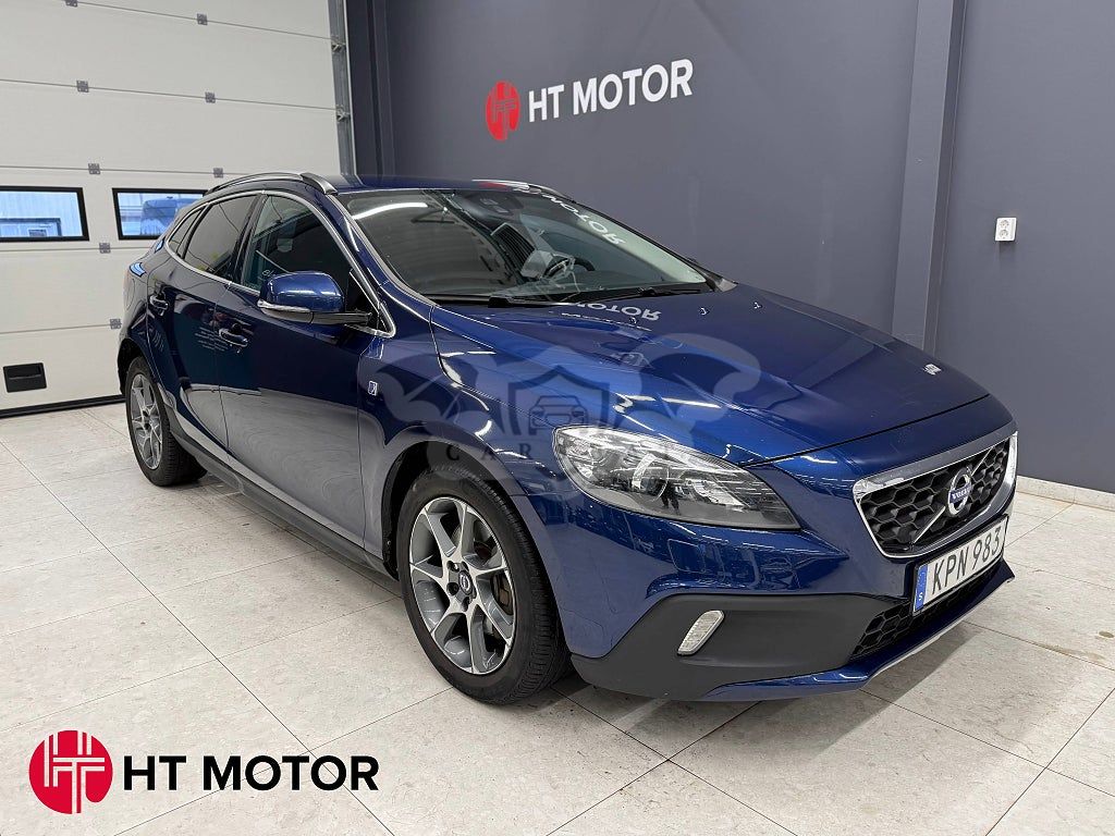 Volvo V40 2015