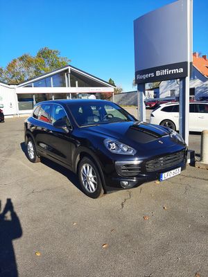 Porsche Cayenne 2016