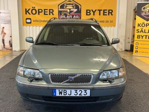 Volvo V70 2004