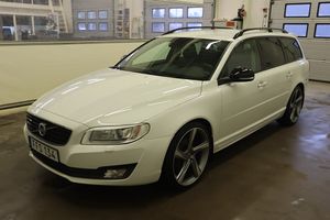 Volvo V70 2015