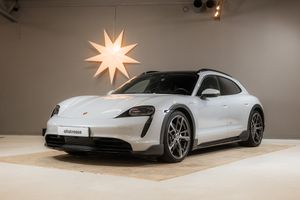 Porsche Taycan 2021