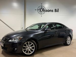 Lexus IS 2011