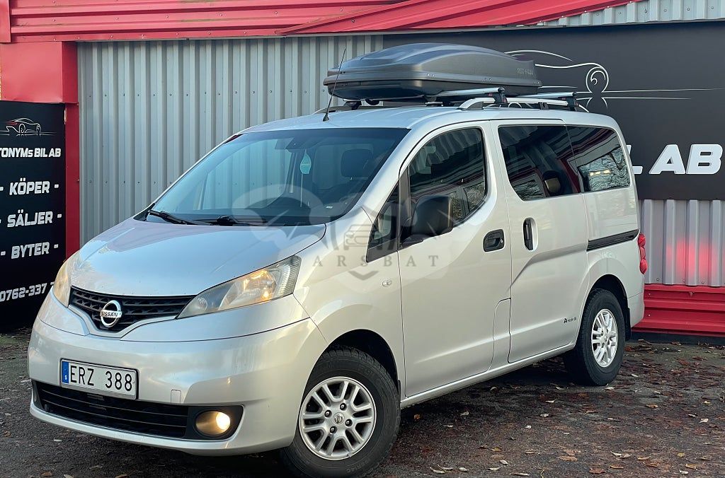 Nissan NV200 2012