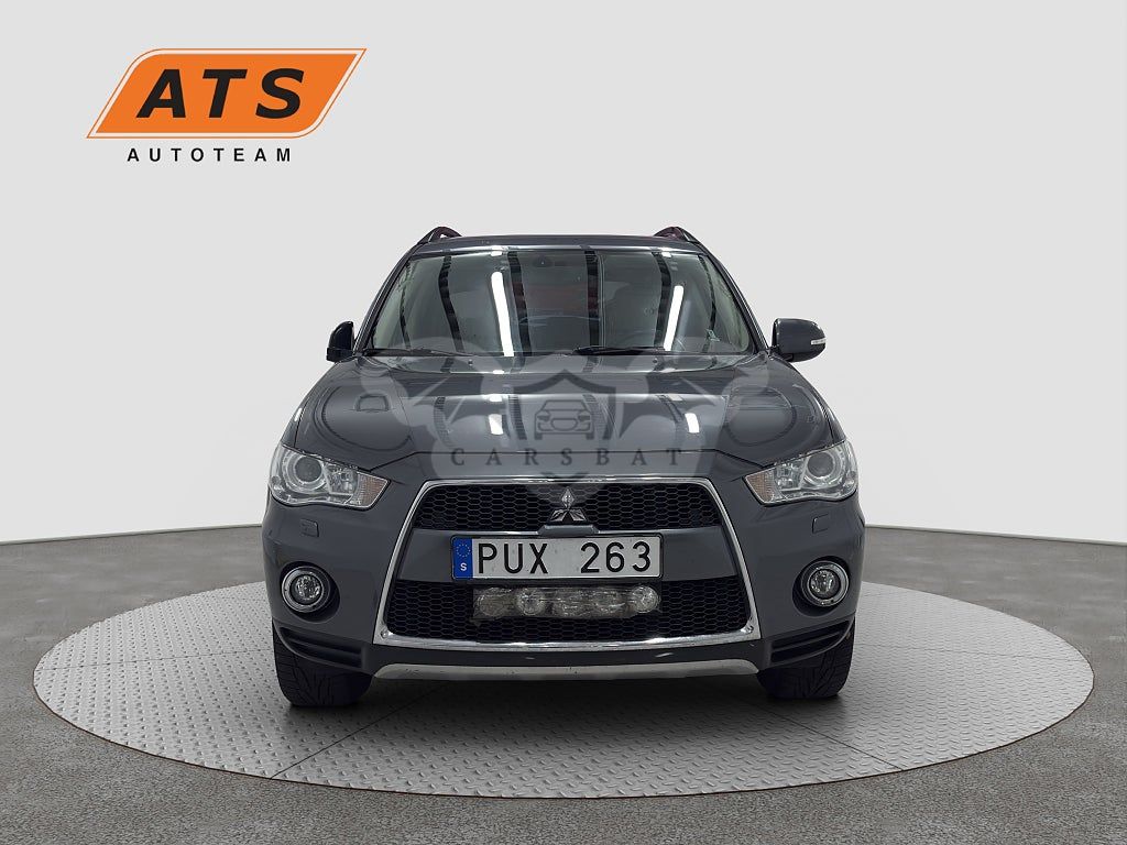 Mitsubishi Outlander 2012