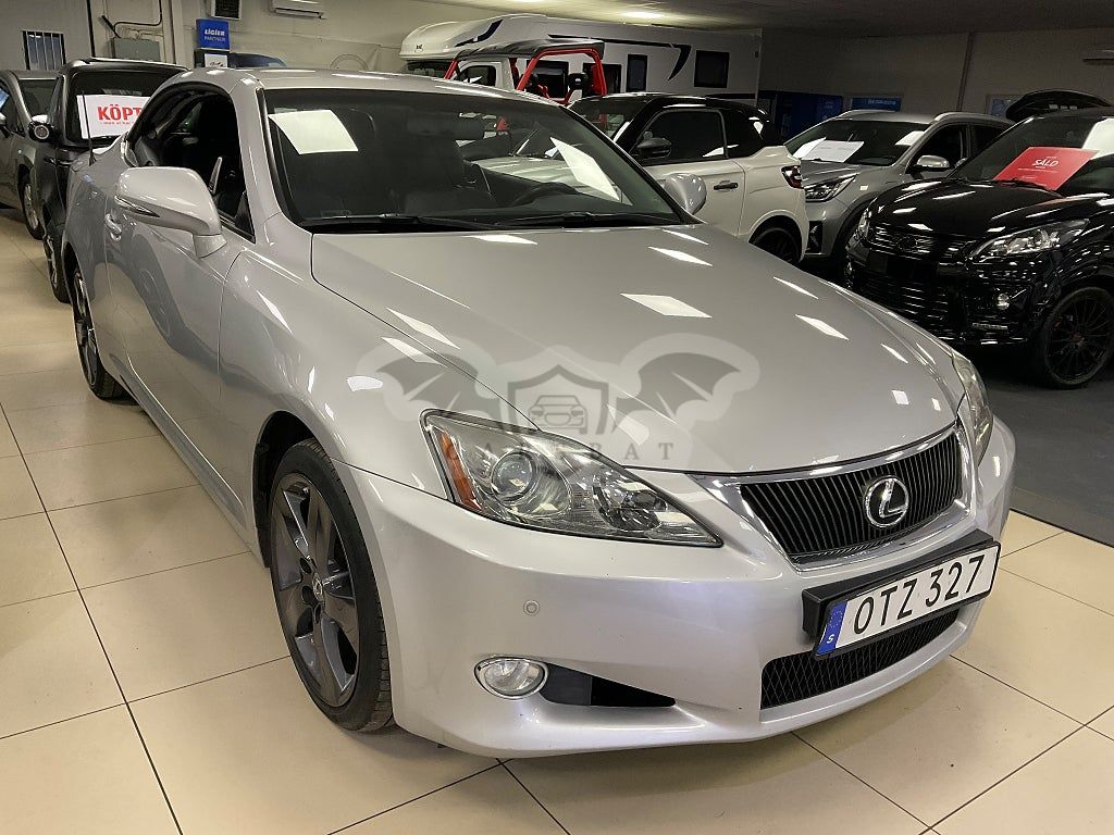 Lexus IS 2010