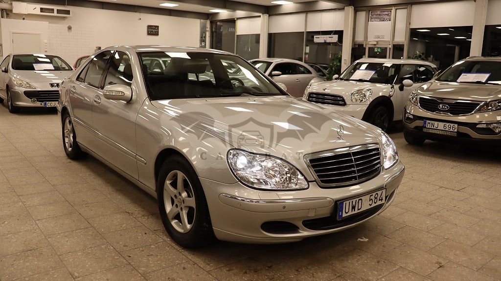 Mercedes-Benz S 2004