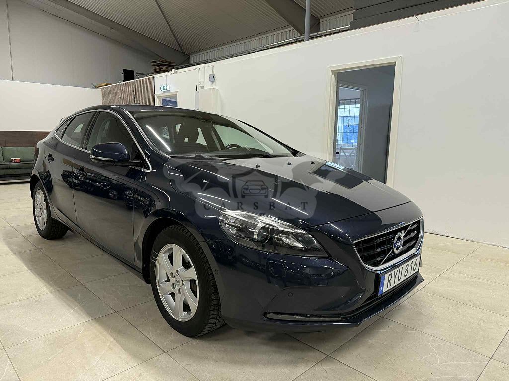 Volvo V40 2015