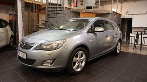 Opel Astra 2012