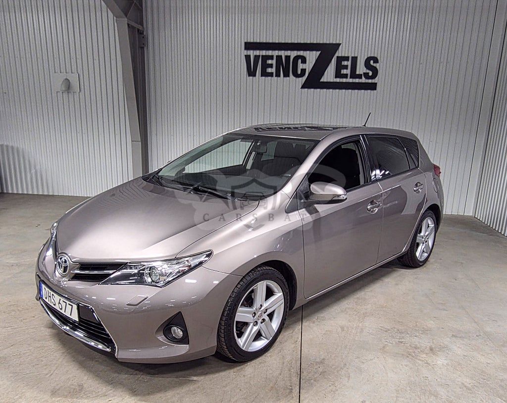Toyota Auris 2014