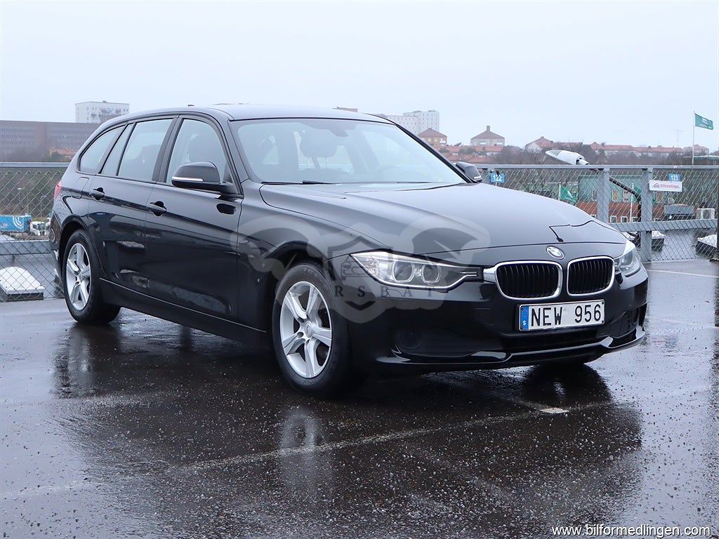 BMW 3 Series 318 2012