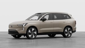 Volvo EX90 2025