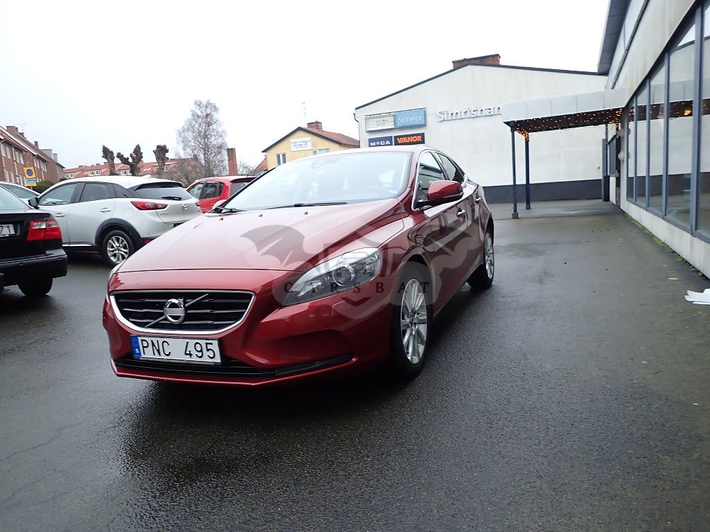 Volvo V40 2013