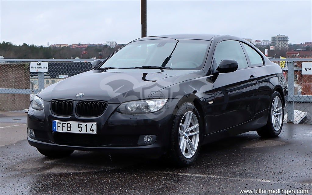 BMW 3 Series 320 2010