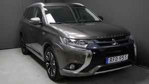 Mitsubishi Outlander 2016