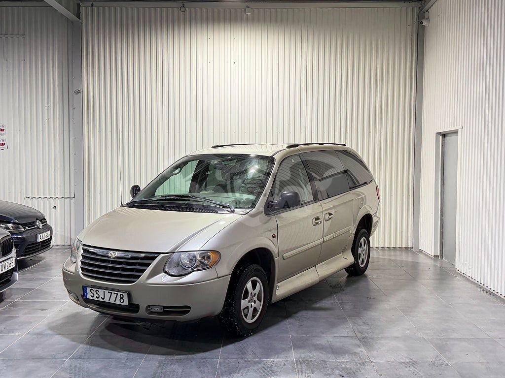 Chrysler Town & Country 2006