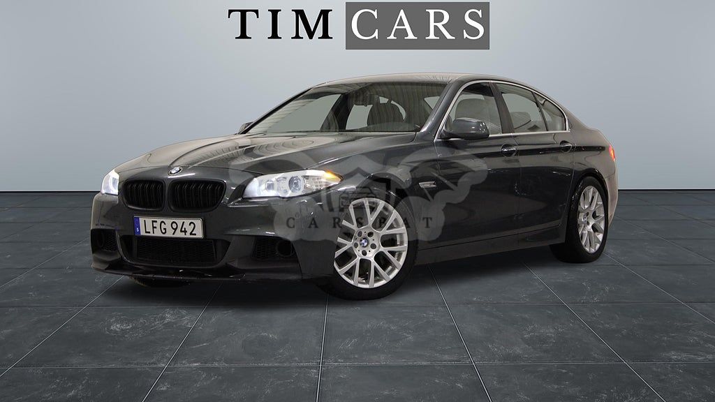BMW 5 Series 550 2011