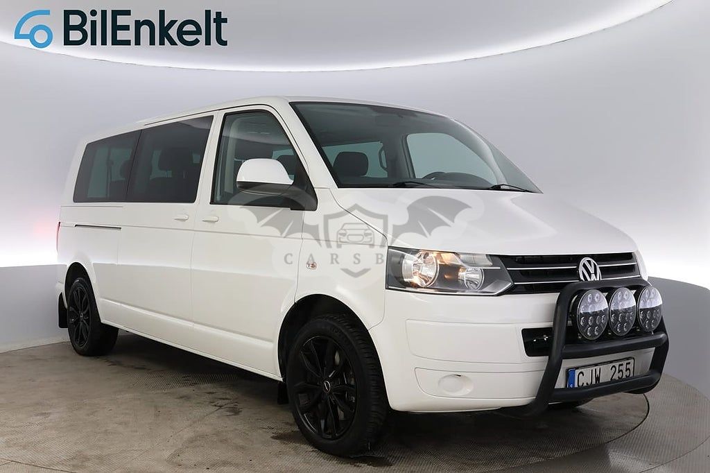 Volkswagen Caravelle 2012