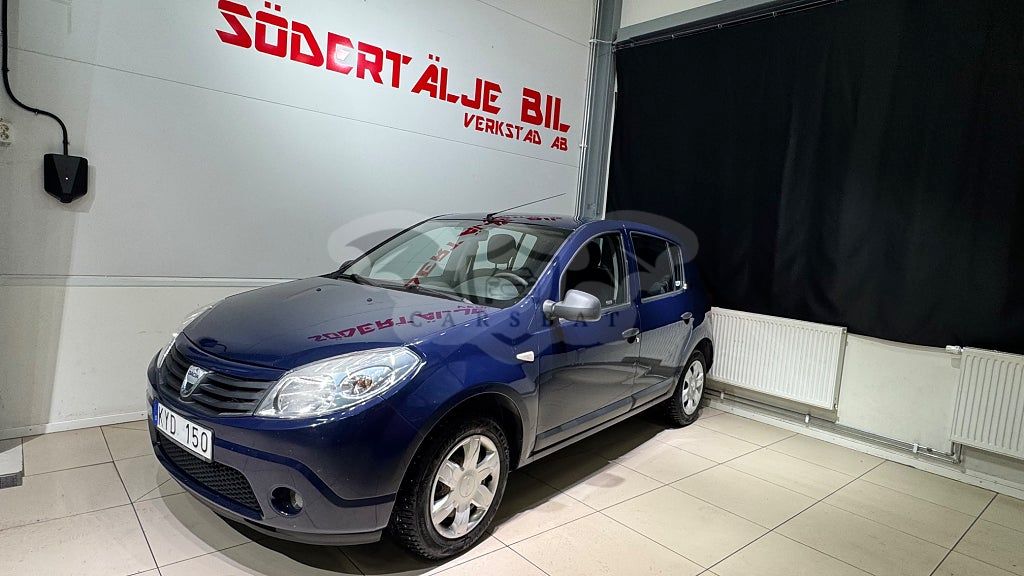 Dacia Sandero 2011