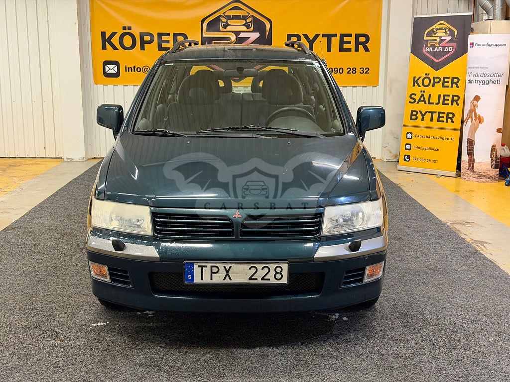 Mitsubishi Space Wagon 2003