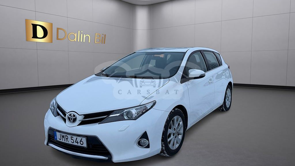 Toyota Auris 2015