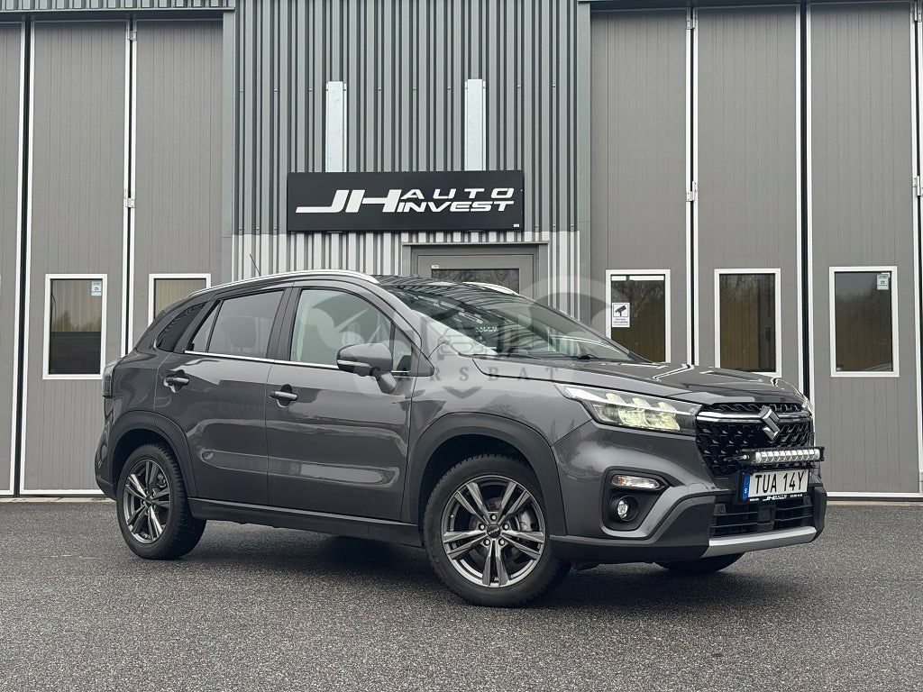 Suzuki S-Cross 2023