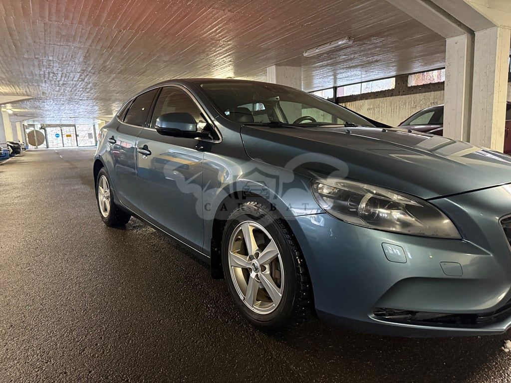 Volvo V40 2013