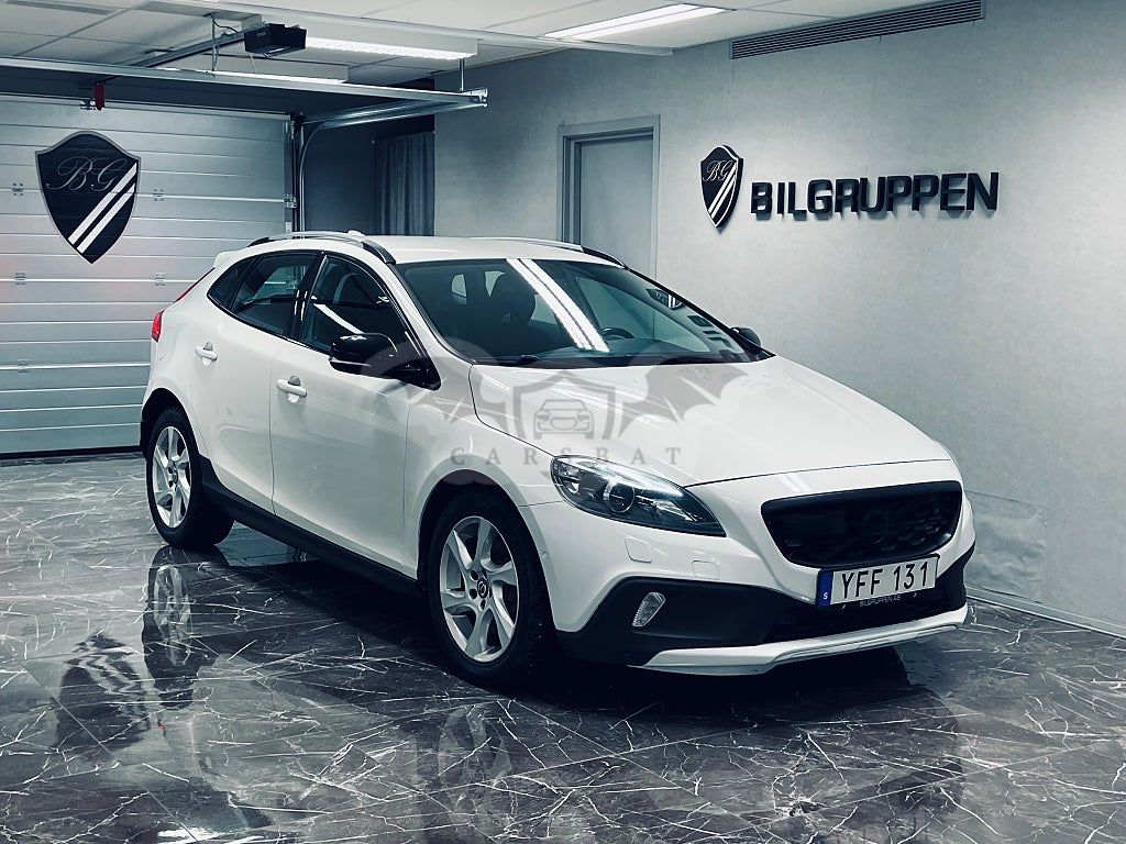 Volvo V40 2015