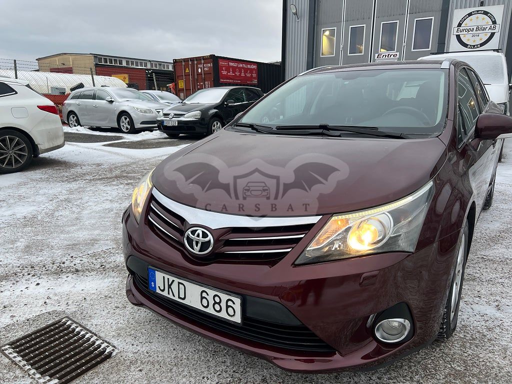 Toyota Avensis 2012