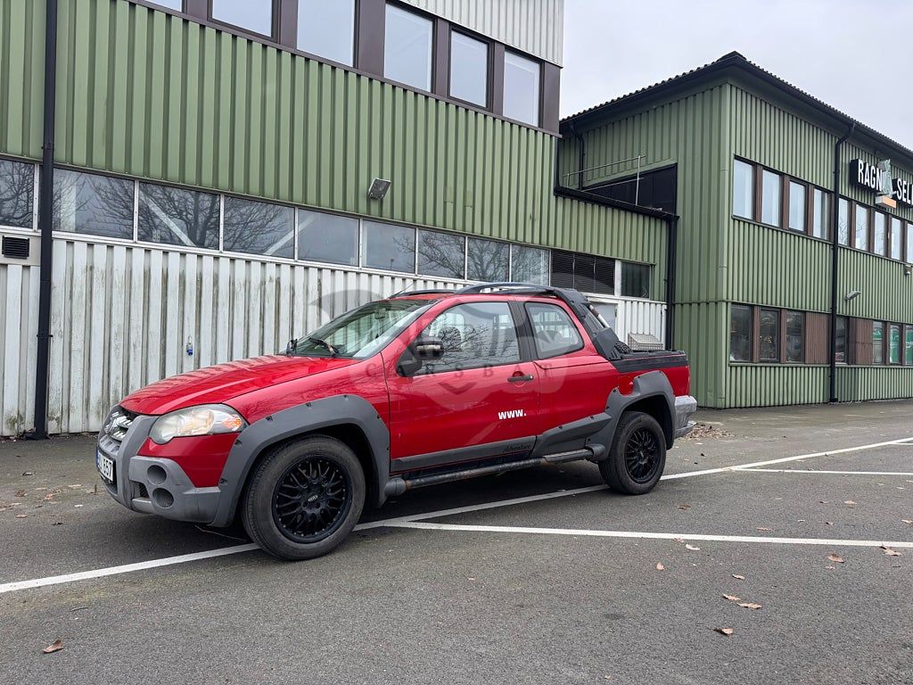 Fiat Strada 2013
