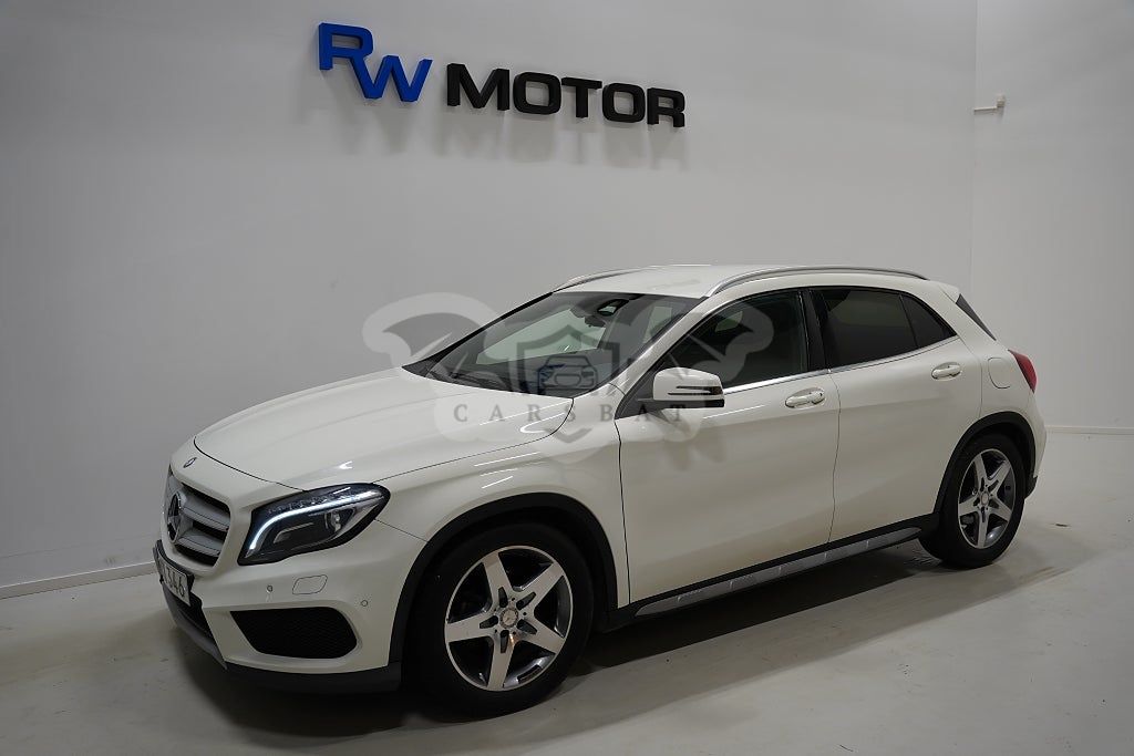 Mercedes-Benz GLA 2015