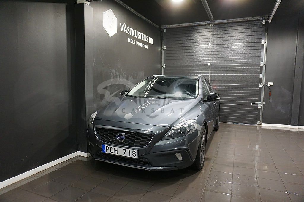 Volvo V40 2014
