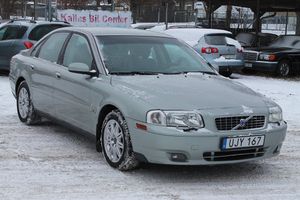Volvo S80 2004