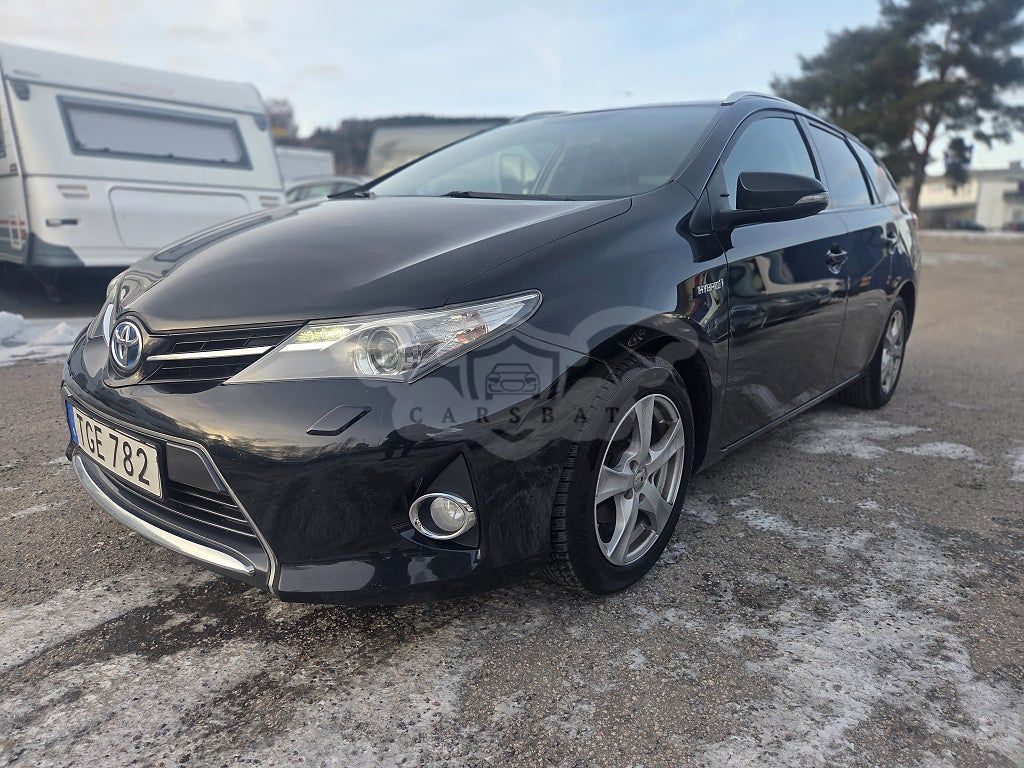 Toyota Auris 2015