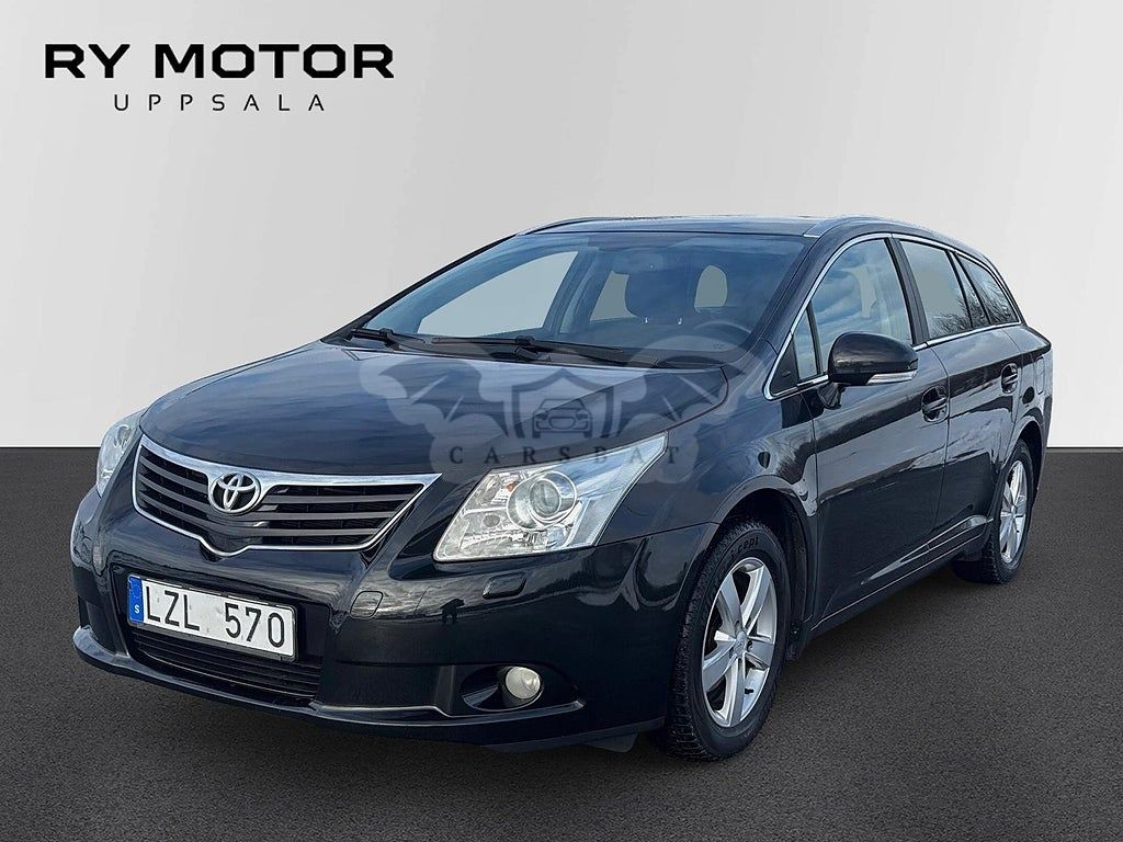 Toyota Avensis 2011