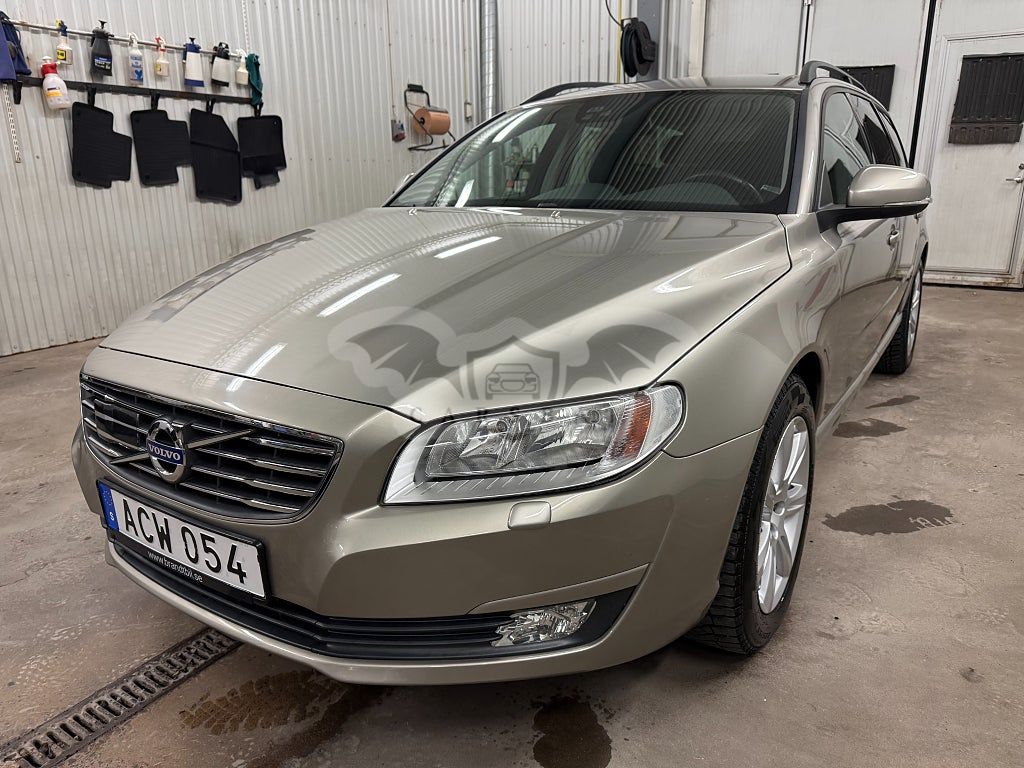 Volvo V70 2016