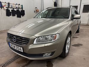 Volvo V70 2016