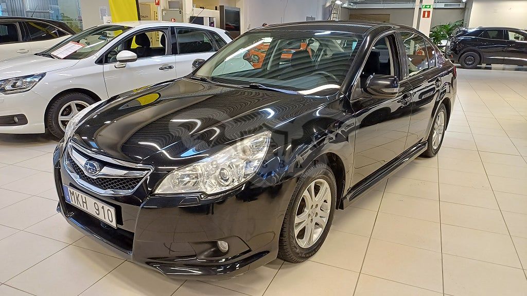 Subaru Legacy 2011