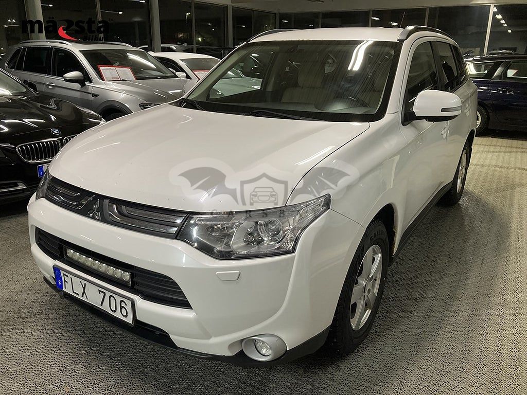 Mitsubishi Outlander 2014