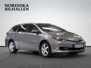 Toyota Auris 2016