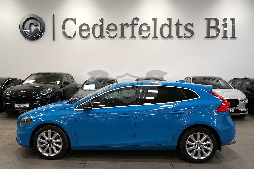 Volvo V40 2016